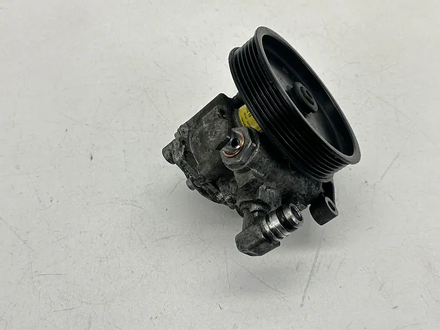 Power Steering Pump Mercedes-Benz R350 W251 2006-2013 A0054660101 — photo 2