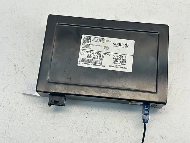 Satellite Radio Receiver Mercedes-Benz R350 W251 2008 A 211 870 67 90 — photo 4