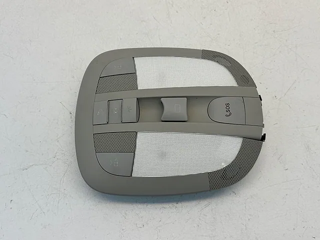 Dome Light Front Mercedes-Benz R350 W251 2008 A 164 820 68 85 — photo 2