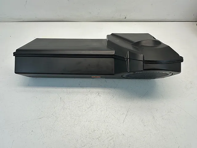 Subwoofer Mercedes-Benz R350 W251 2008 A 251 820 00 02 — photo 2