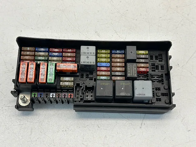 SAM Module Rear Mercedes-Benz R350 W251 2008 Fuse box A1645403072