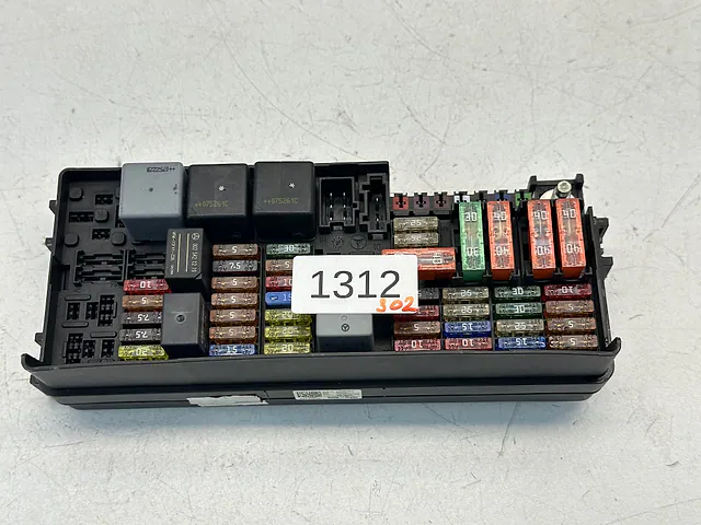 SAM Module Rear Mercedes-Benz R350 W251 2008 Fuse box A1645403072 — photo 6