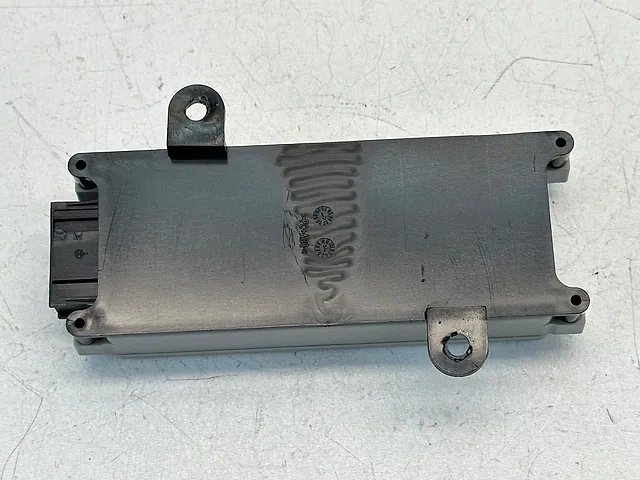 Radio Stereo Amplifier Module Mercedes-Benz R350 W251 2008 A 251 820 13 89 — photo 3
