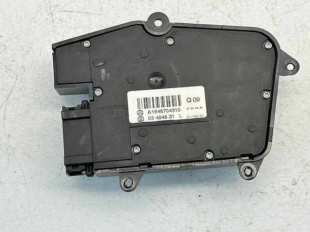 Seat Switch Mercedes-Benz R350 W251 2006-2013 A1648704310 — photo 3